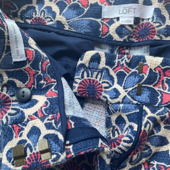 Floral shorts - Picture 2 of 4